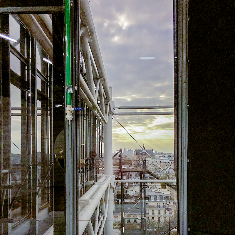 Ciel vu depuis le Centre Georges Pompidou